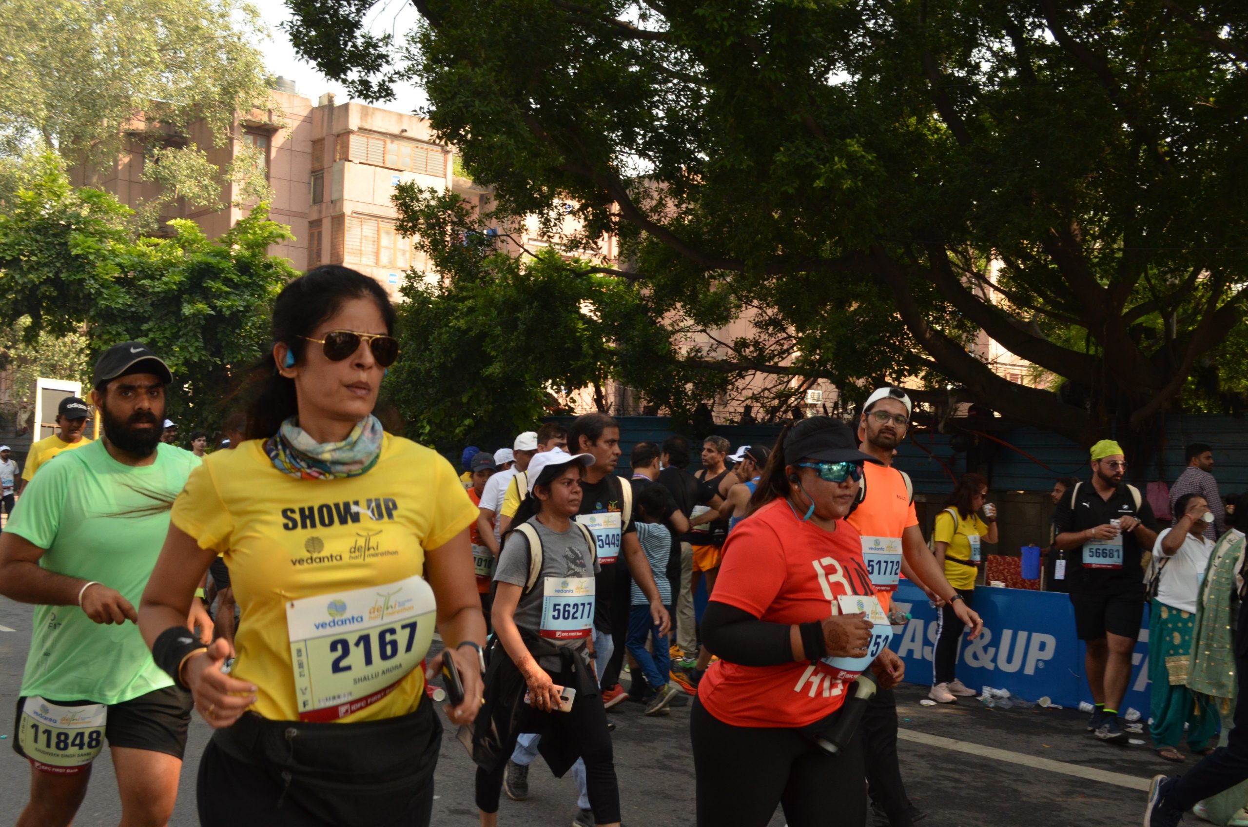 Runners participating in World's Renowned Half Marathons with Smile at VDHM