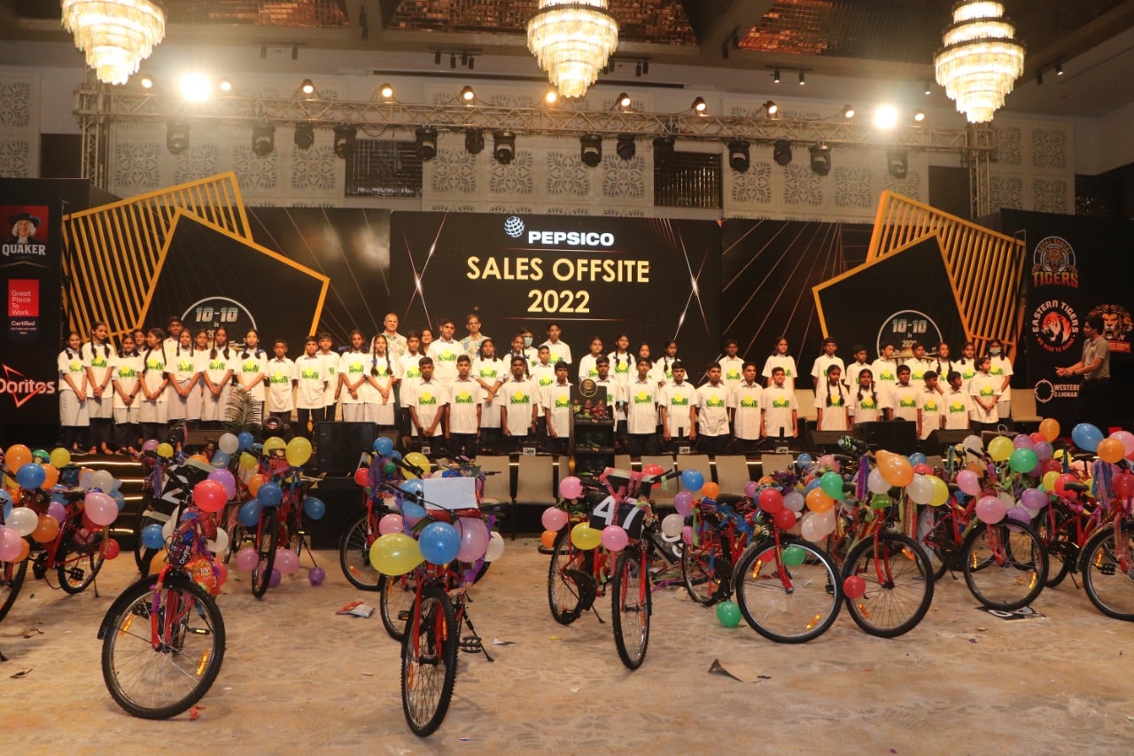 employees of PepsiCo India and children from smilefoundation participated in the ‘Build a Bike Challenge’